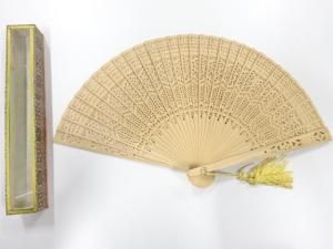 アンティーク　白檀　扇子
